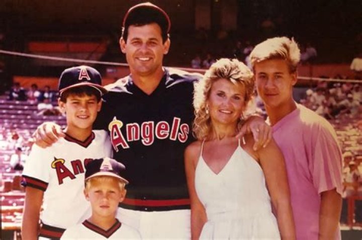 A Comprehensive Look at Aaron Boone's Kids: Family Life of the Yankees Manager