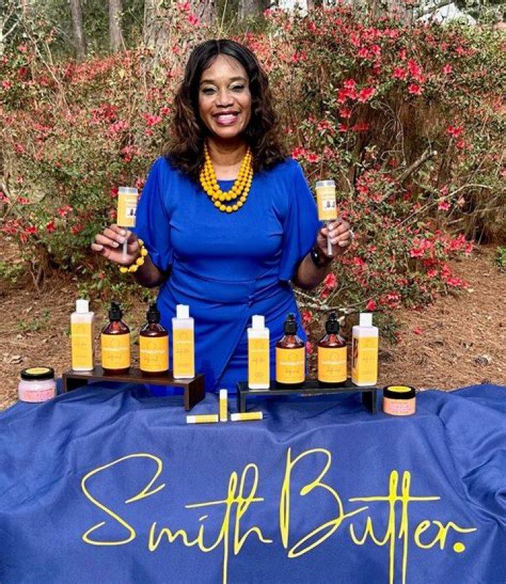 Daphne Smith Sampson: The Trailblazing Force in Technology and Leadership