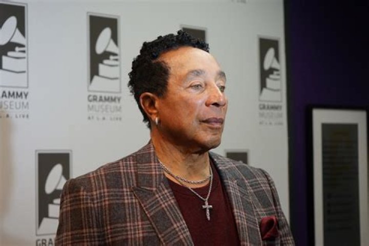 Unveiling Smokey Robinson's Net Worth: A Deep Dive into the Legendary Singer's Wealth